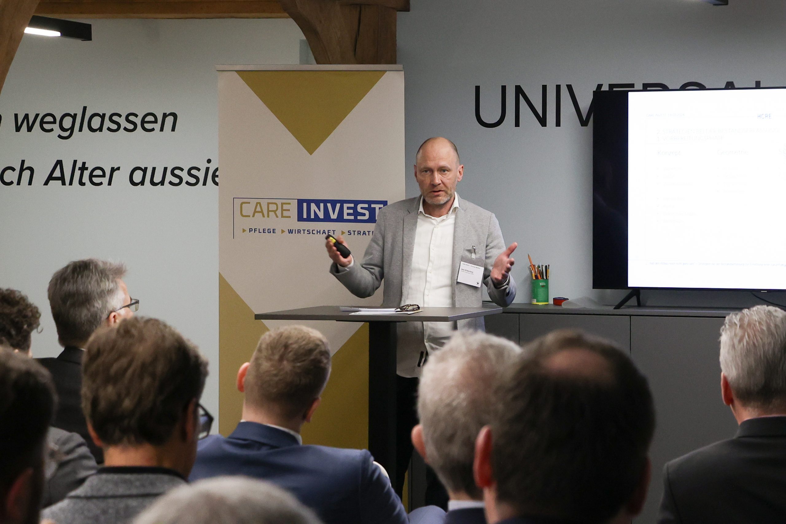 Businessmeeting_CareInvest_2